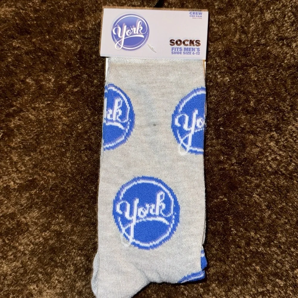 This is one pair of crew socks “SnackAttack” Pack. Unisex brand new with tags. - Picture 2 of 4